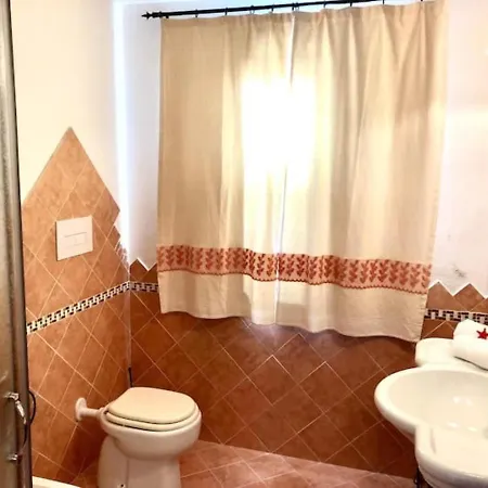 Appartamento Tonino * Vignola Mare